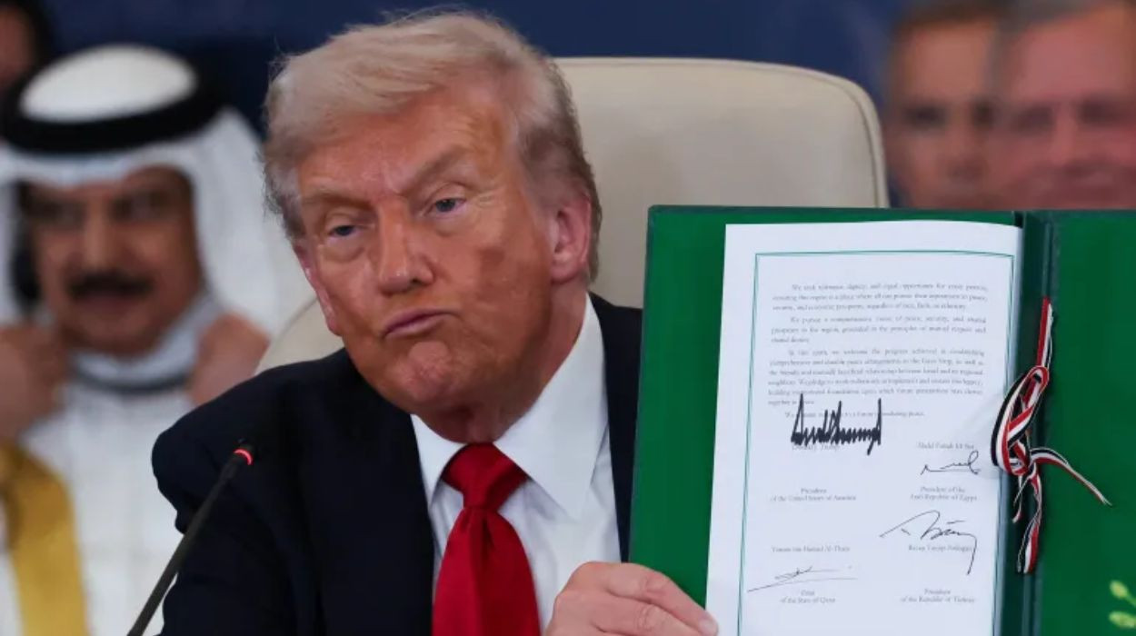 Trump Threatens to ‘Kill’ Hamas Over Gaza Gang Clashes